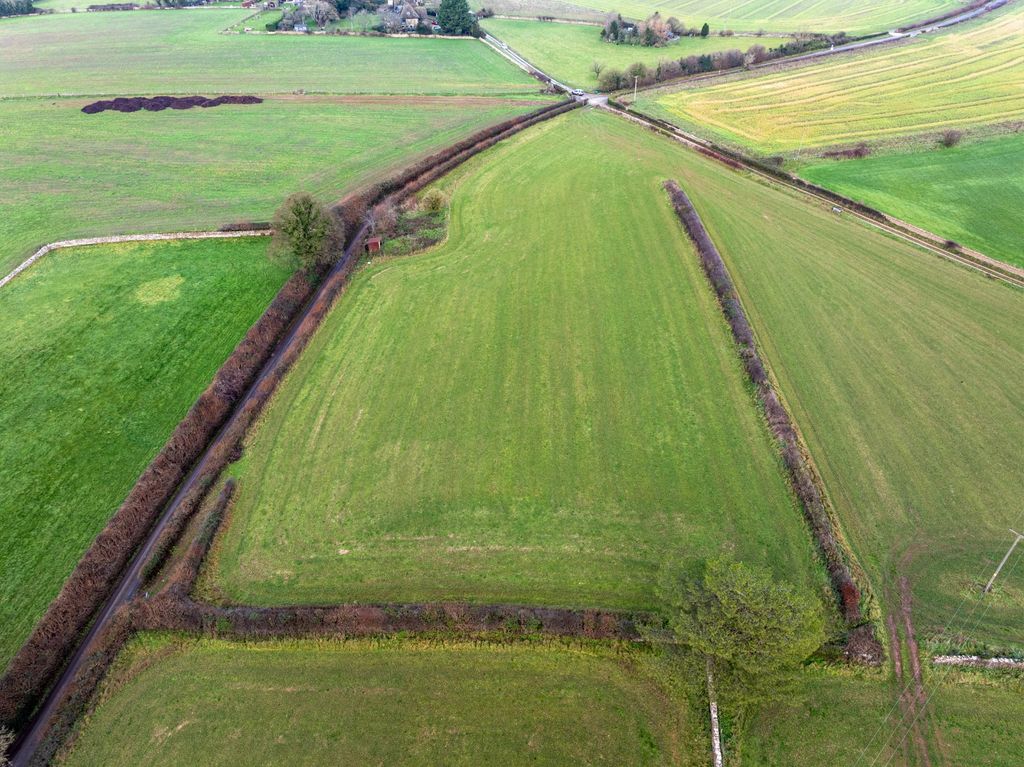 Property photo 2 of 3 Photo 2