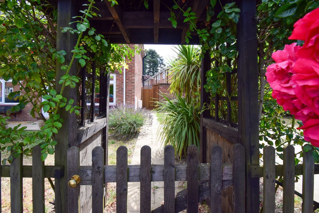 Property photo 3 of 18 Dsc_0828