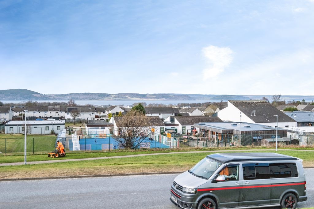 Property photo 2 of 15 View