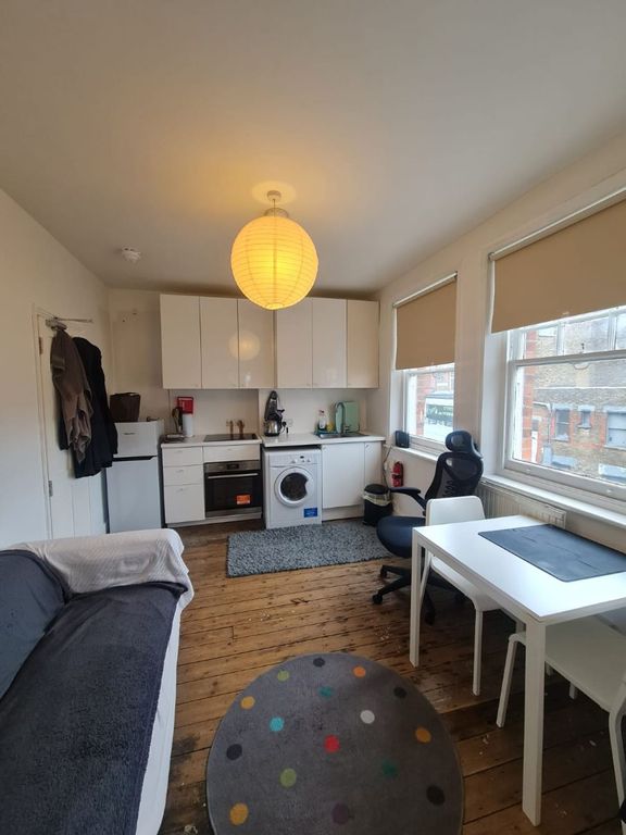 Property photo 3 of 9