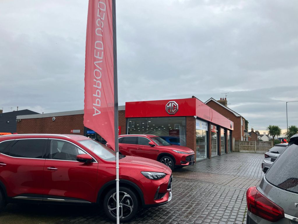 Property photo 1 of 7 Front_Chester Road.Png