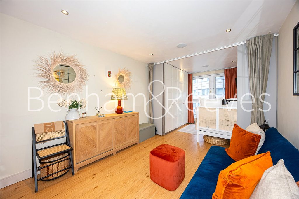 Property photo 3 of 13 Picture No. 05