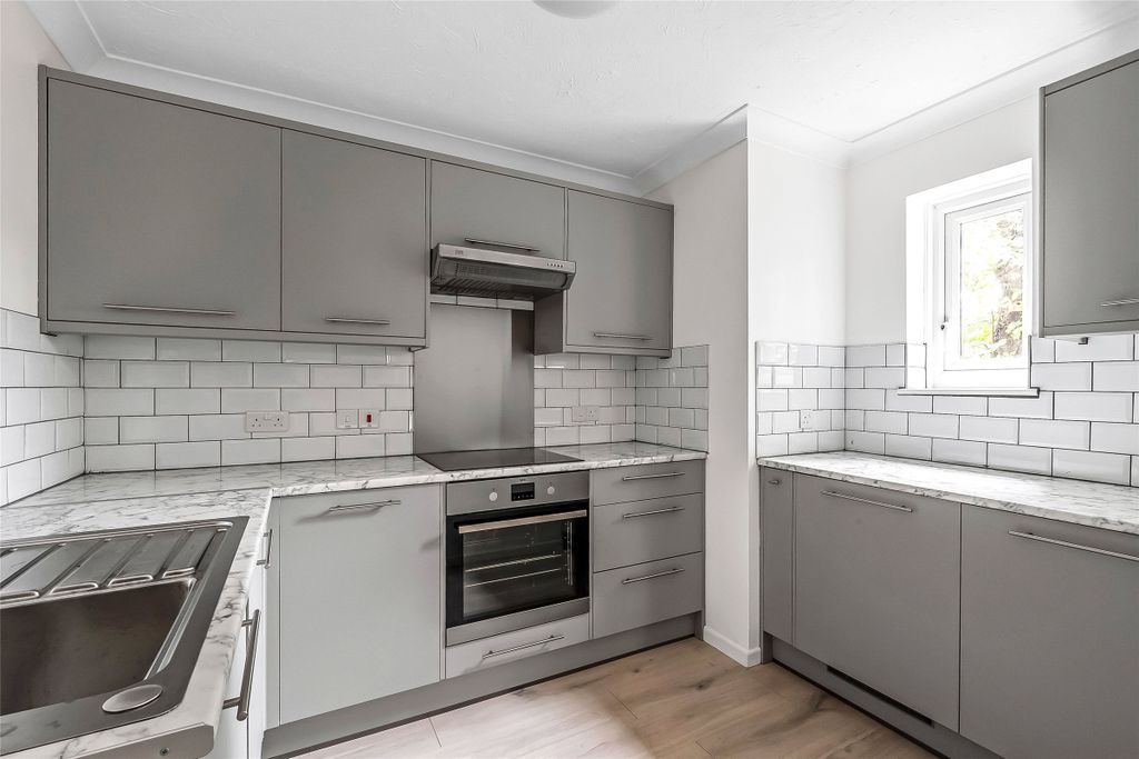 Property photo 1 of 9 Picture No. 04