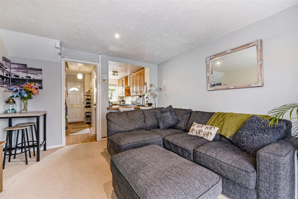 Property photo 3 of 21 Ph12_6274983.Jpg