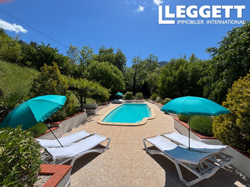 Property photo 2 of 10