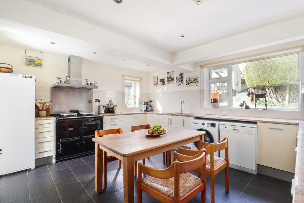 Property photo 3 of 22 1284912-Sketch_Ph32_6459310.Jpg