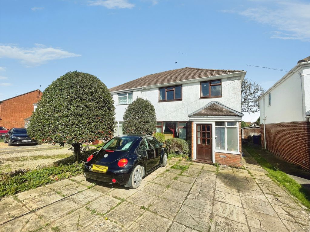 Property photo 1 of 12