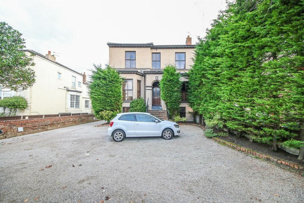 Property photo 1 of 43 4262822
