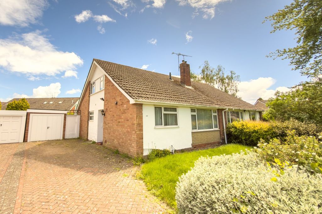 Property photo 1 of 11