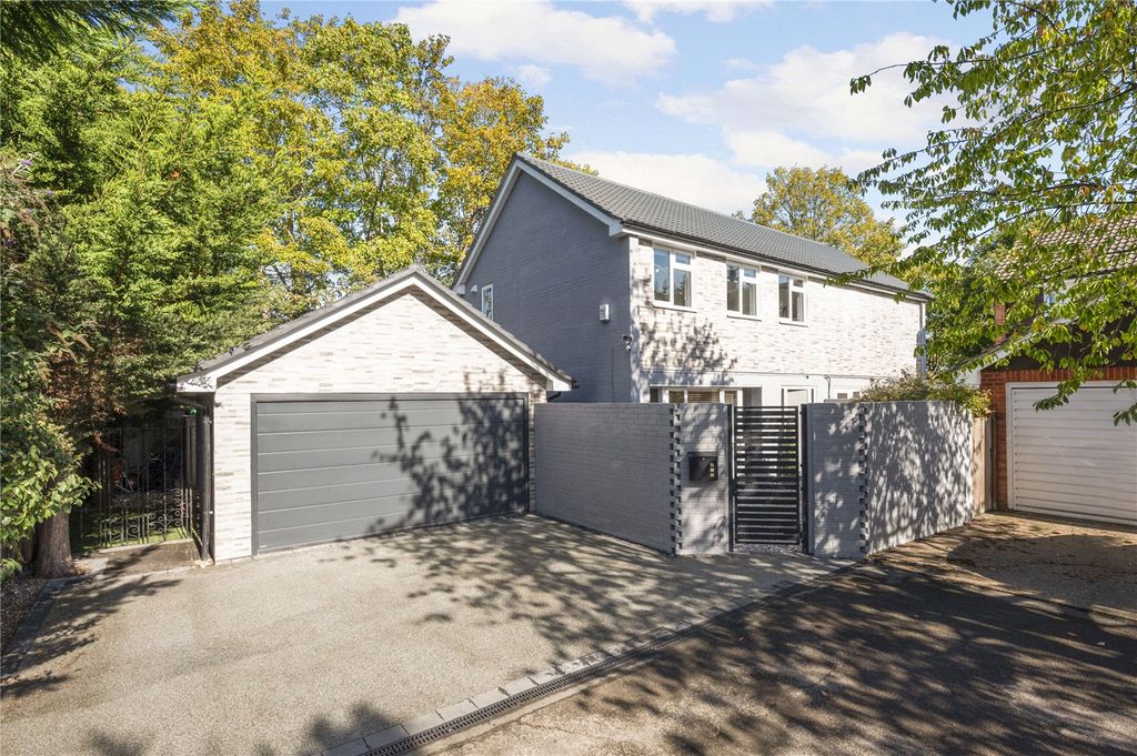 Property photo 1 of 18 Front