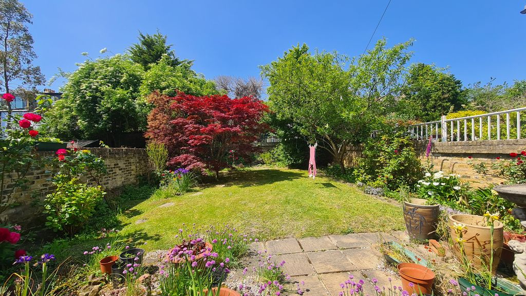 Property photo 2 of 4