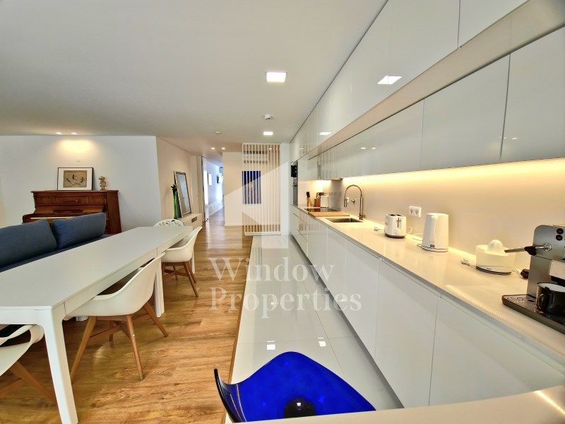 Property photo 2 of 36