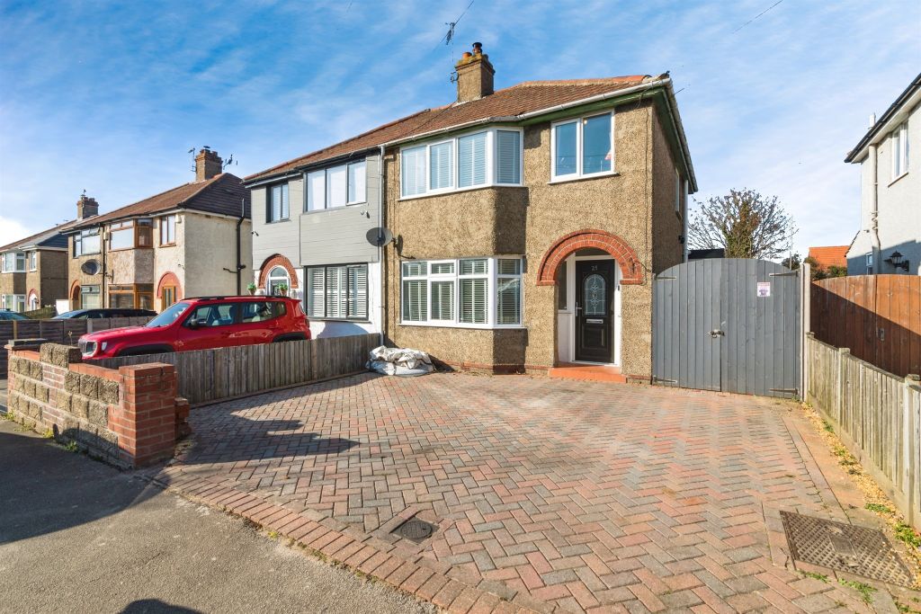 Property photo 1 of 17