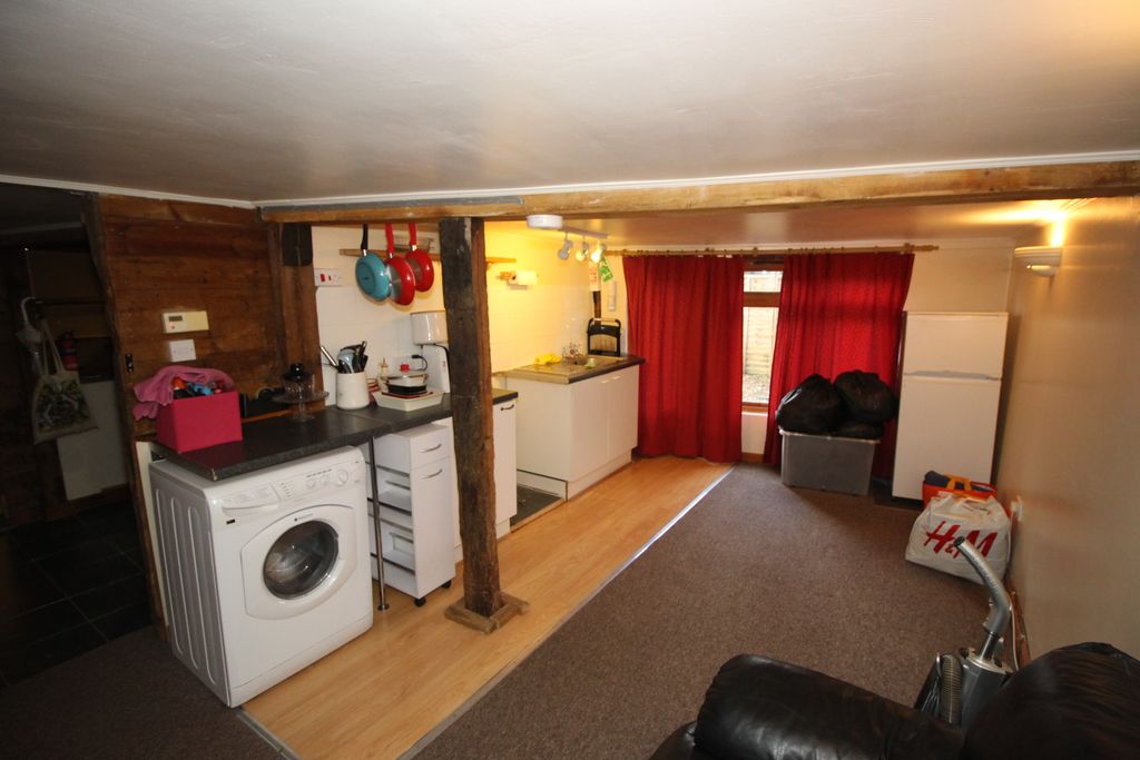Property photo 3 of 4 Image