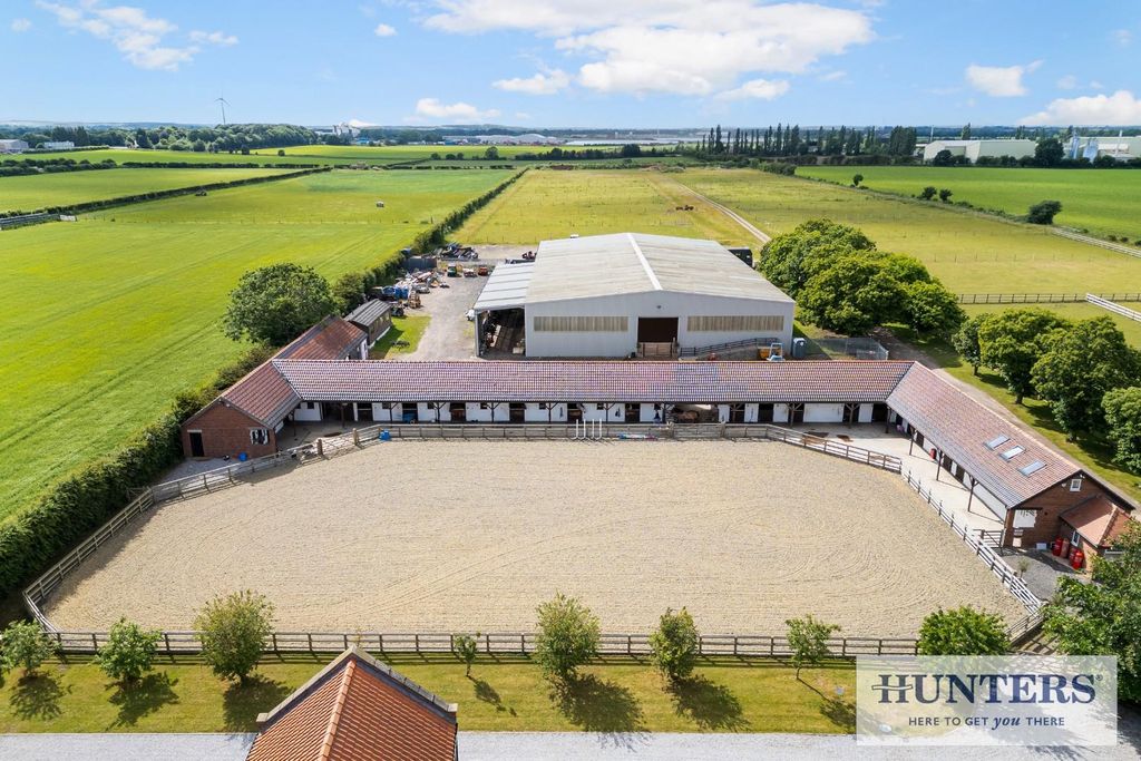 Property photo 2 of 48 109693_Croft Farm Long Lane Pollington (30) - Copy