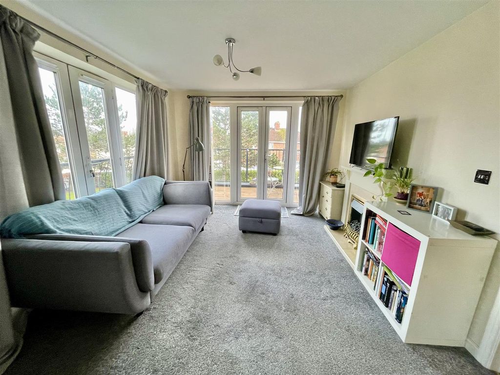 Property photo 3 of 13 Img_8437.Jpg