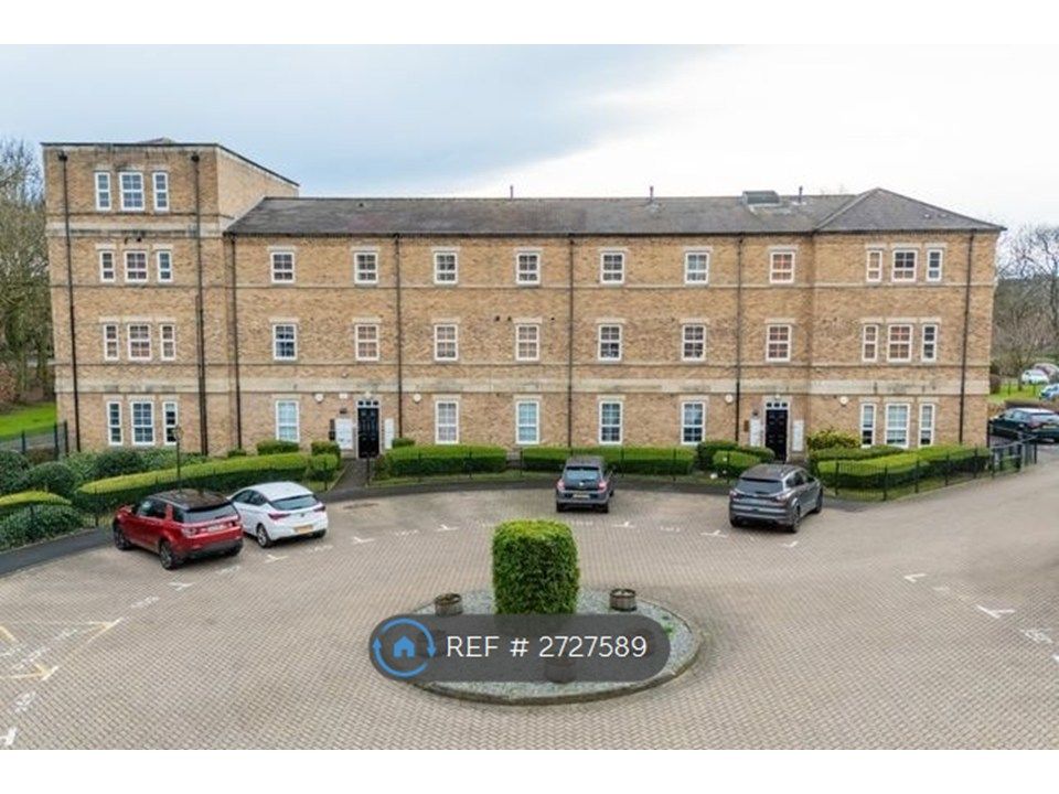 Property photo 1 of 12 Outside