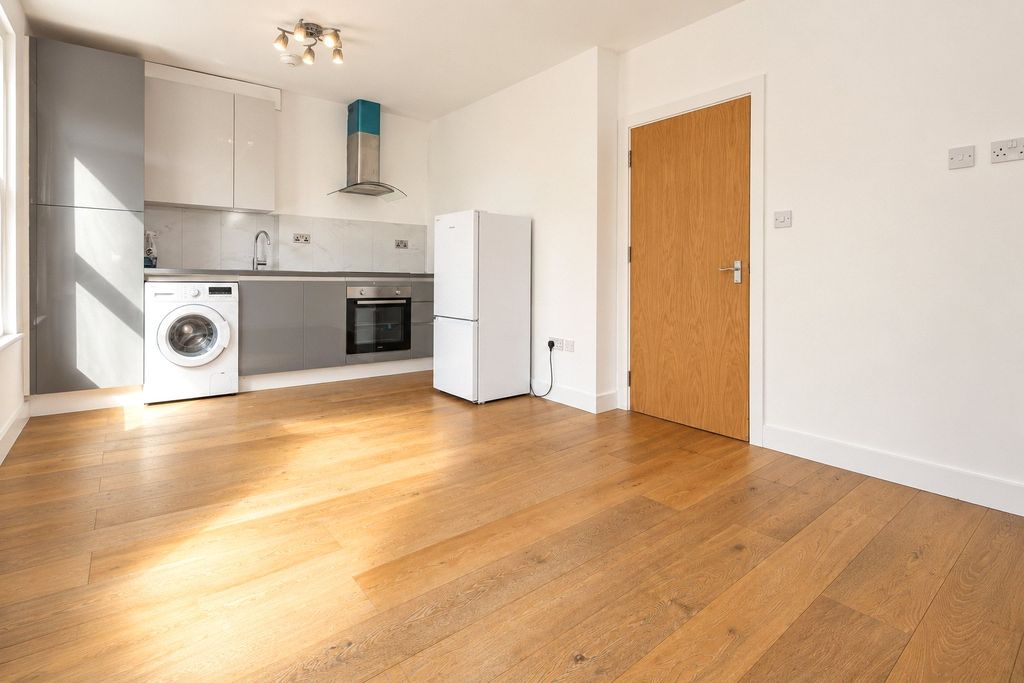 Property photo 1 of 9 Reception Room