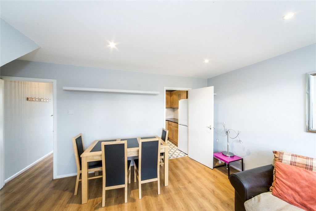 Property photo 2 of 8 Picture No. 03