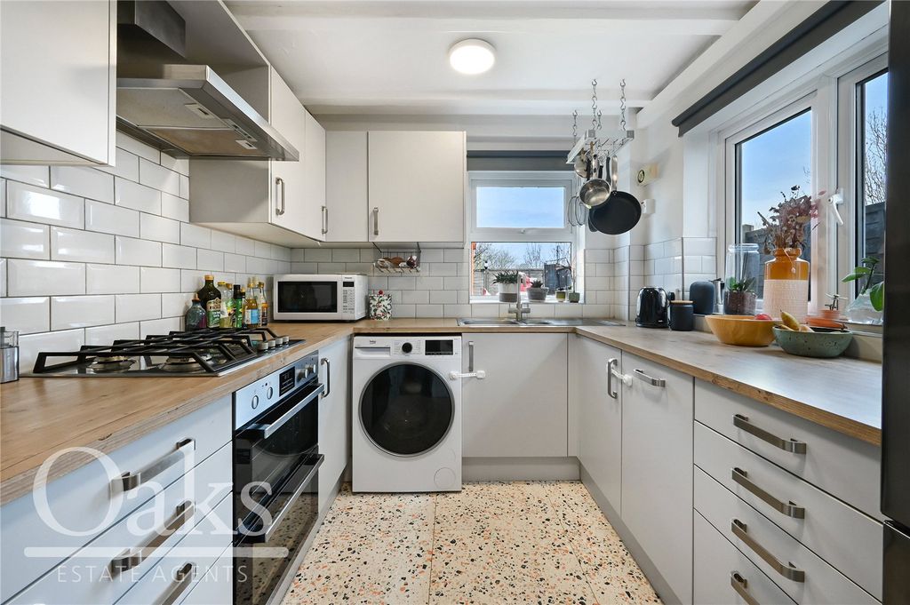 Property photo 3 of 8 Picture No. 13