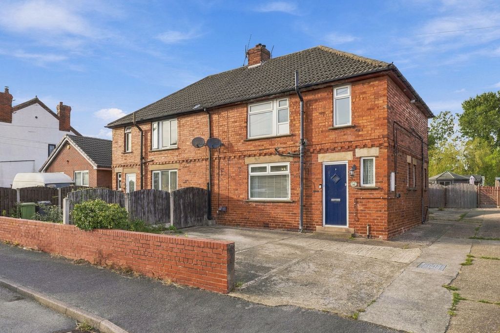 Property photo 1 of 25
