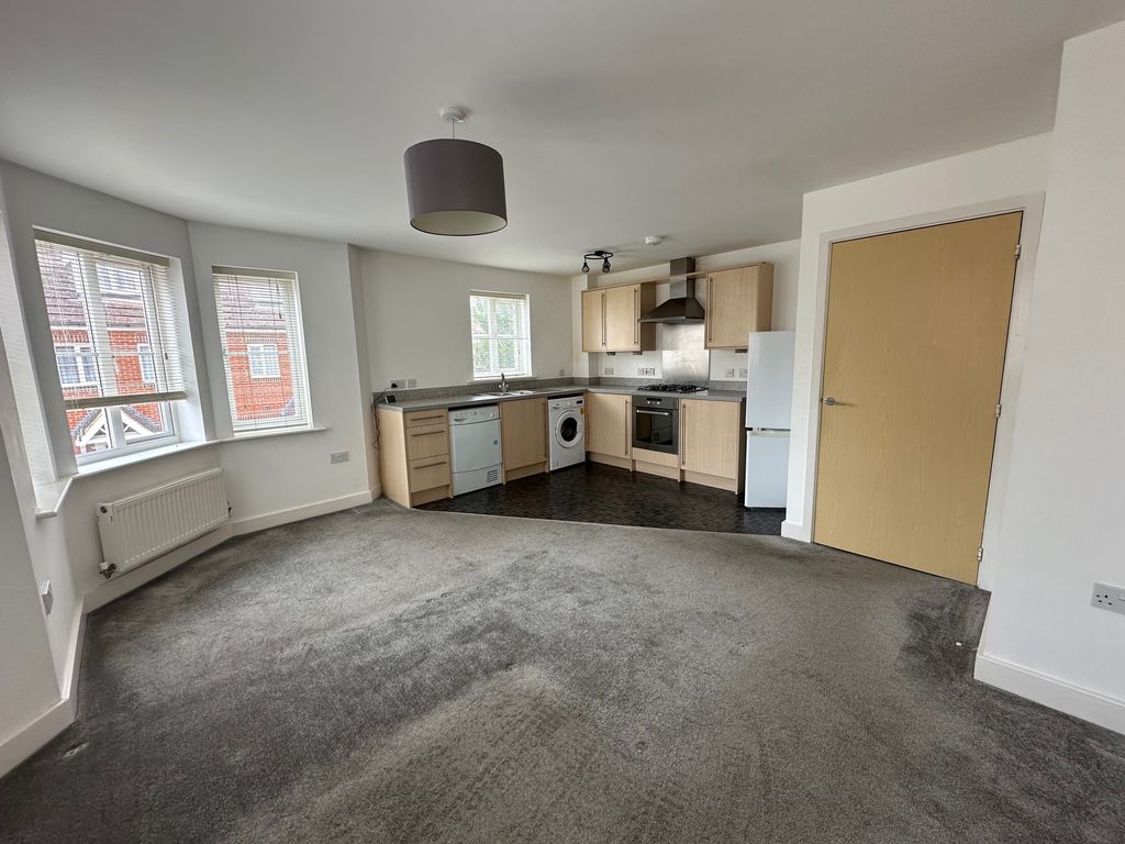 Property photo 2 of 6