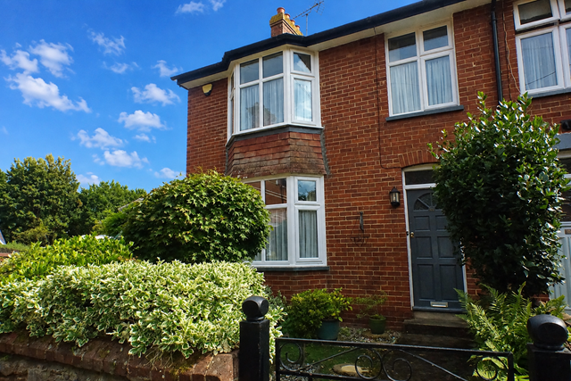 Property photo 1 of 12