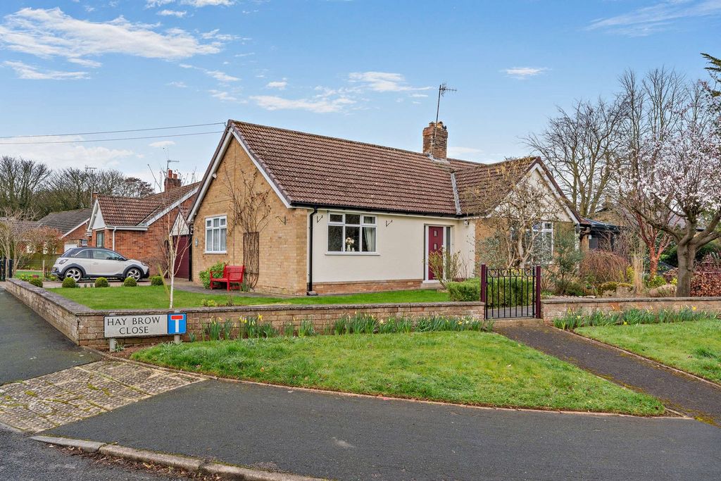 Property photo 1 of 35