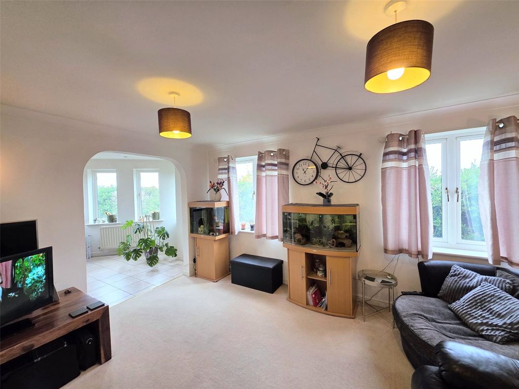 Property photo 3 of 9 Picture No. 09