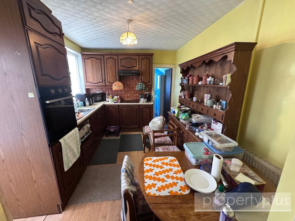 Property photo 3 of 12 Picture No. 06