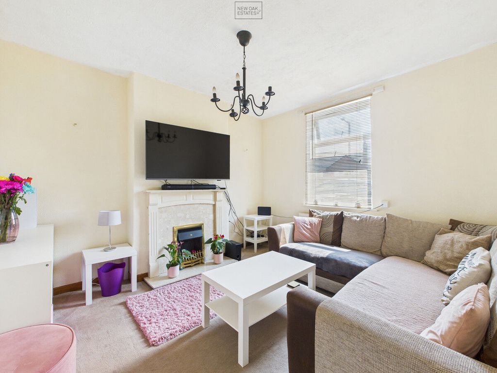 Property photo 3 of 19