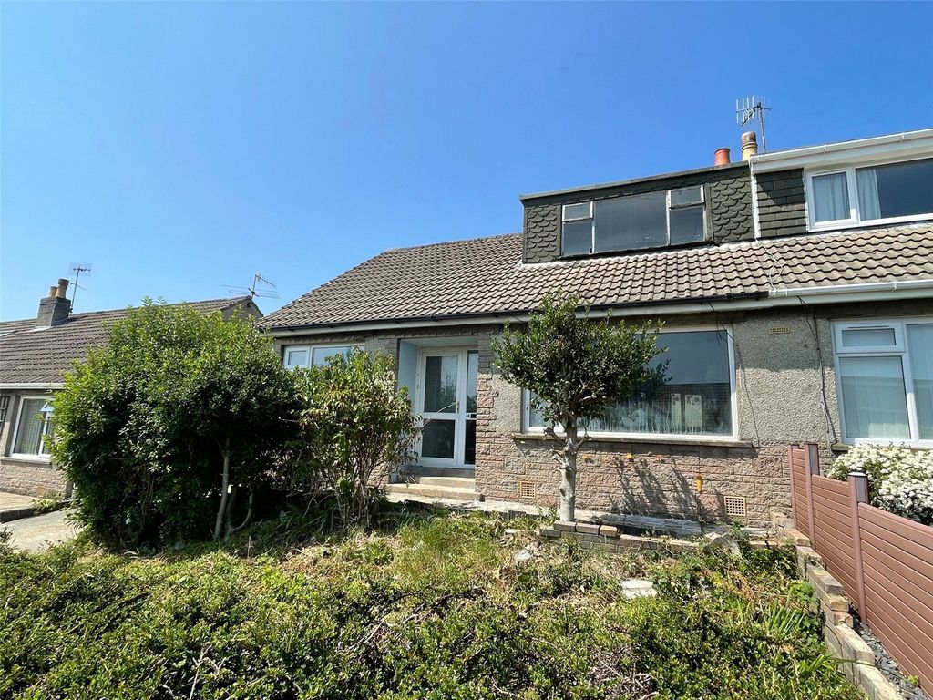 Property photo 1 of 16 External