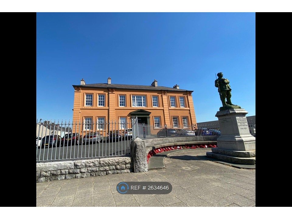 Property photo 1 of 11