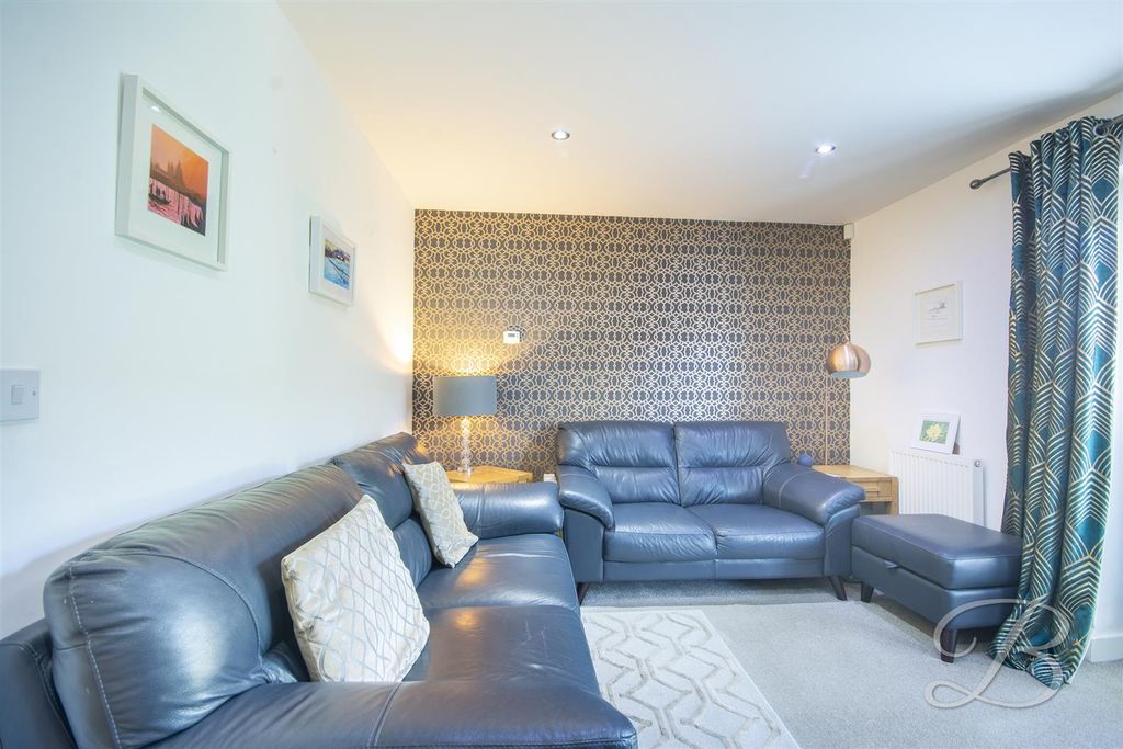 Property photo 3 of 24 CC13.Jpg
