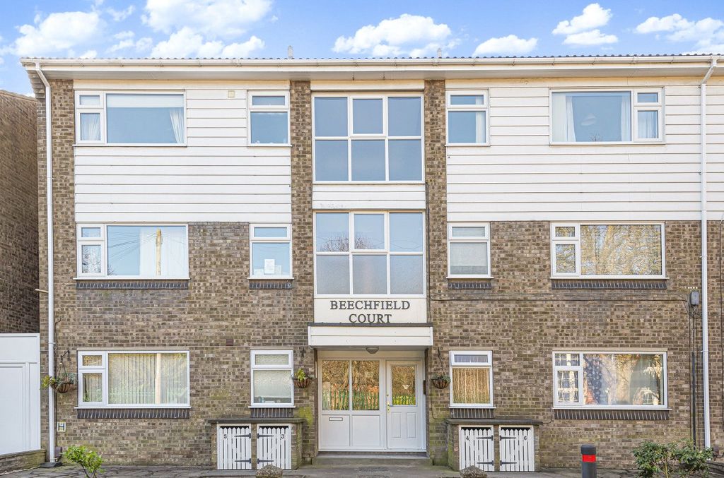 Property photo 1 of 10 Picture No. 02