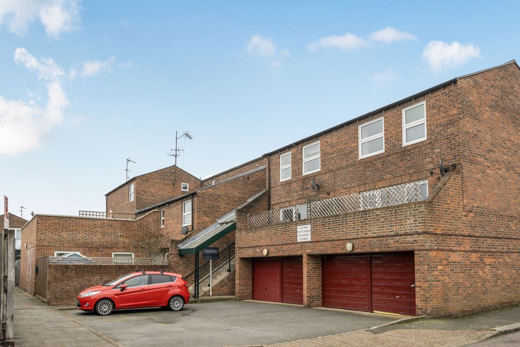 Property photo 1 of 15 1424705-3-69Aaa70...