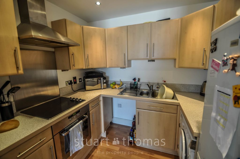Property photo 3 of 6