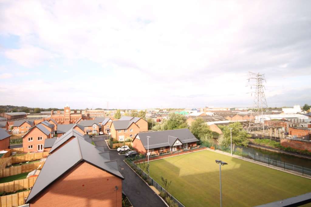 Property photo 2 of 8