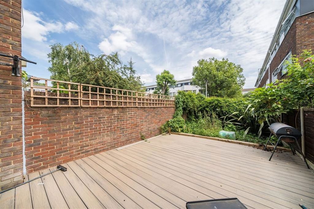 Property photo 3 of 9