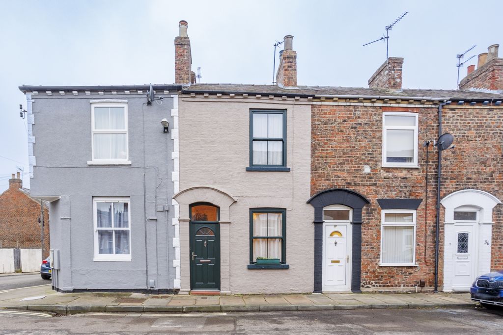 Property photo 1 of 14 38_St_Paul's_Terrace_1