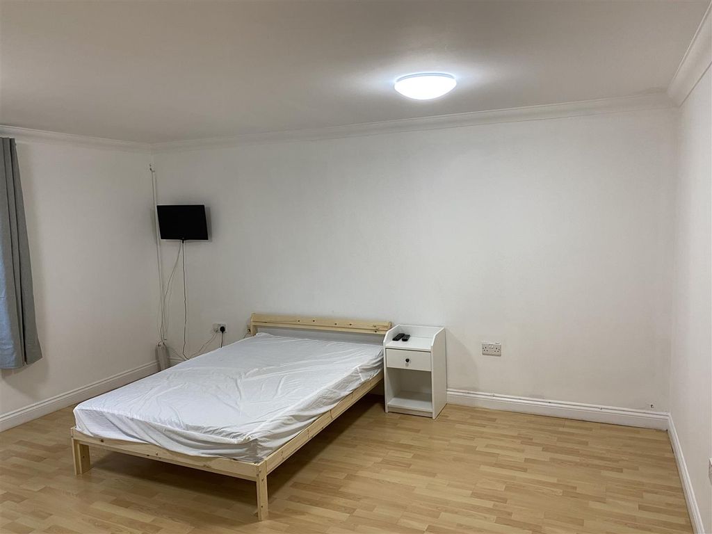 Property photo 1 of 4 Img_5886[115867].Jpg
