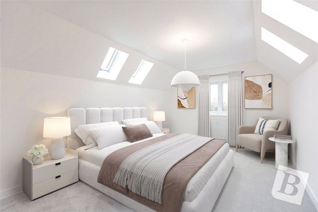 Property photo 3 of 11 Master Bedroom