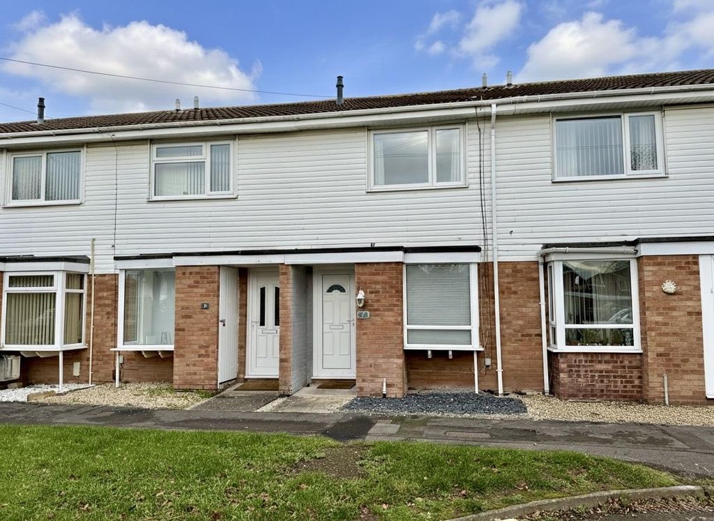 Property photo 1 of 12