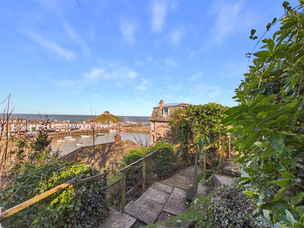 Property photo 3 of 24 Garden/View