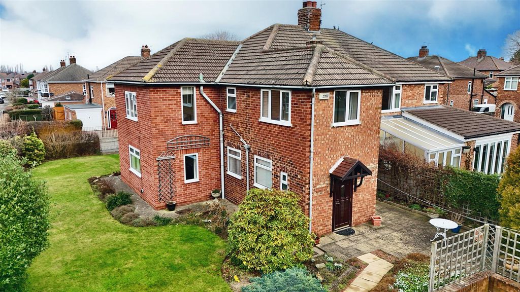 Property photo 3 of 18 Rear