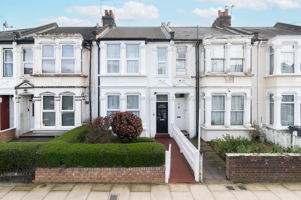 Property photo 1 of 18 641A3847 Copy