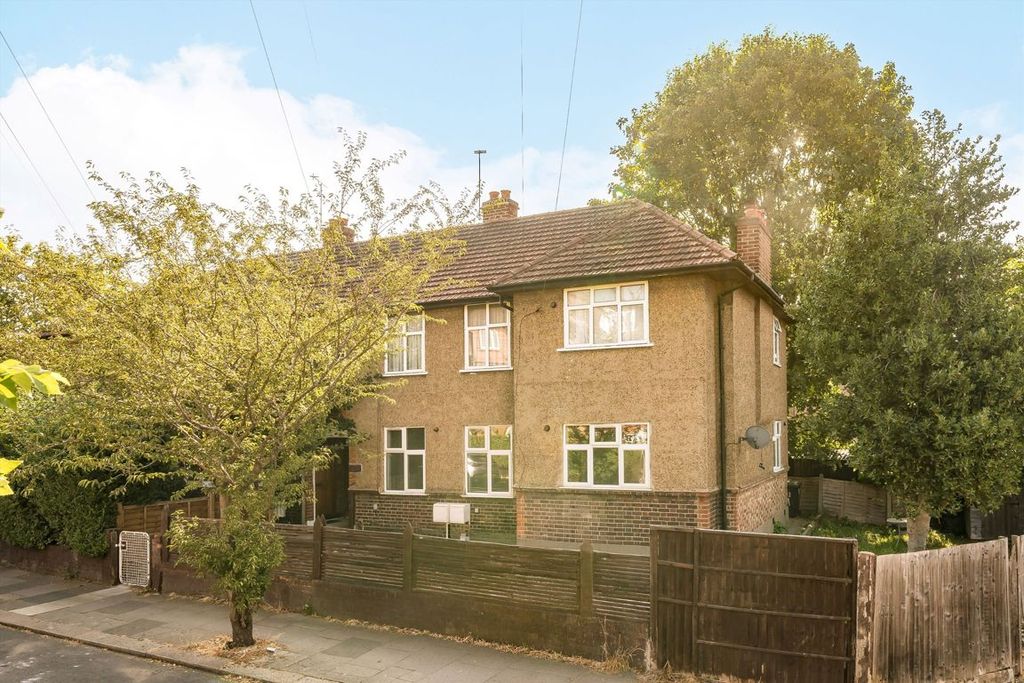 Property photo 1 of 6