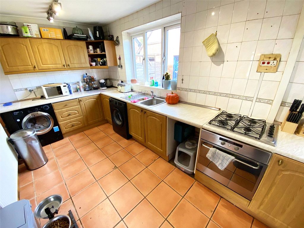Property photo 3 of 13 Picture No. 21