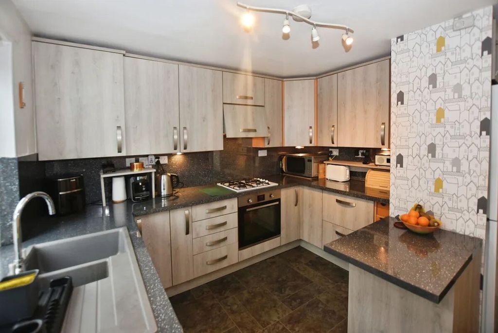 Property photo 3 of 13 Picture 3