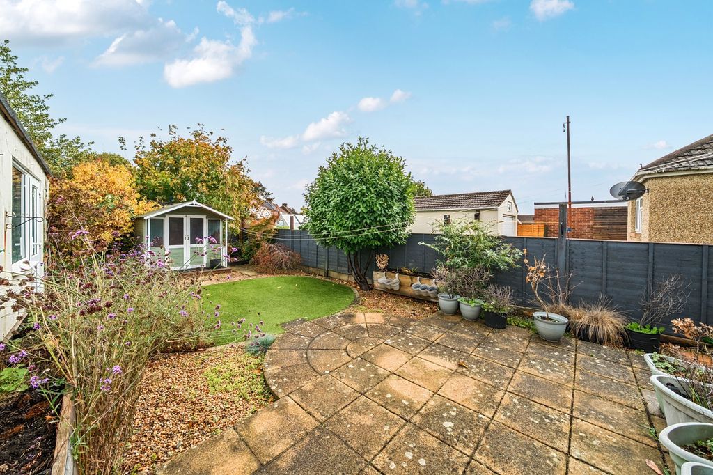 Property photo 2 of 15 Picture No. 27
